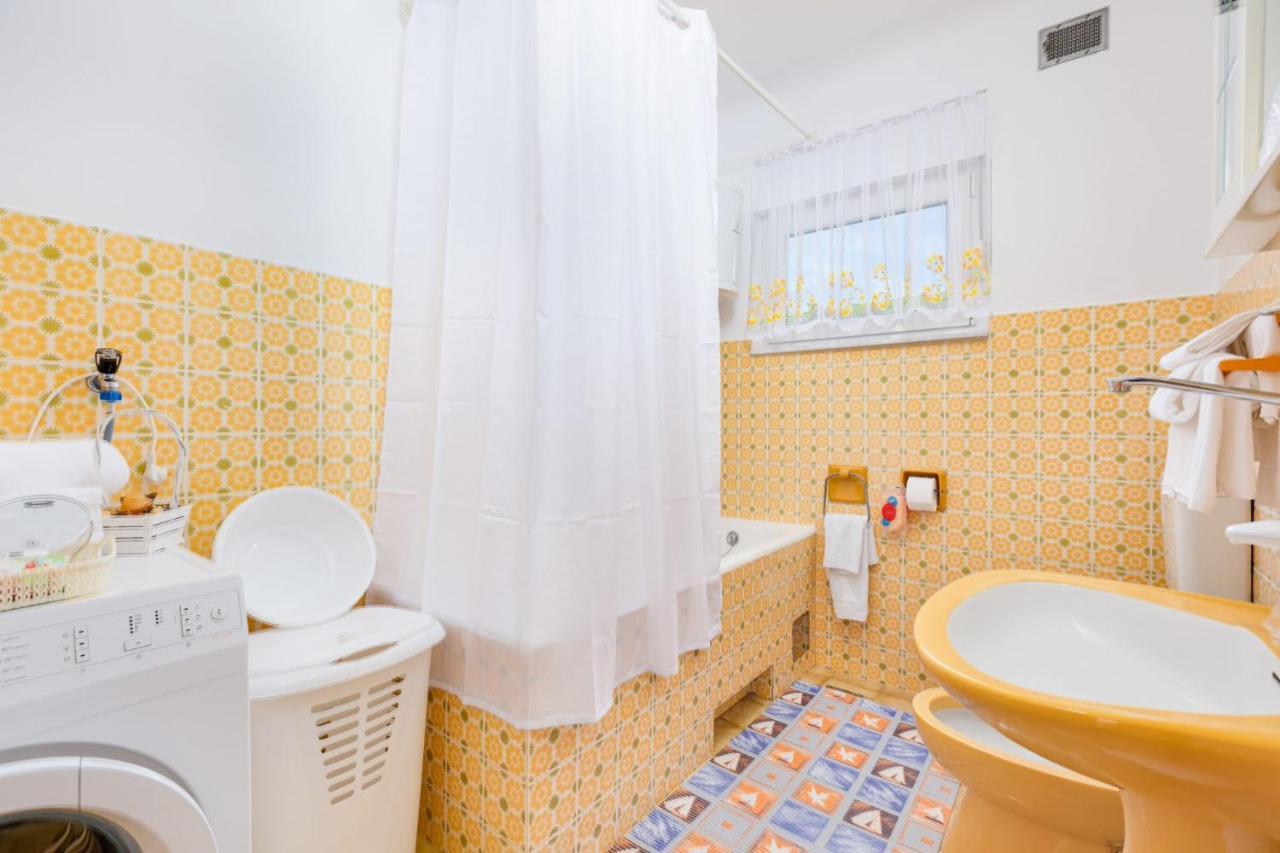 Apartman Tena Punat Bagian luar foto